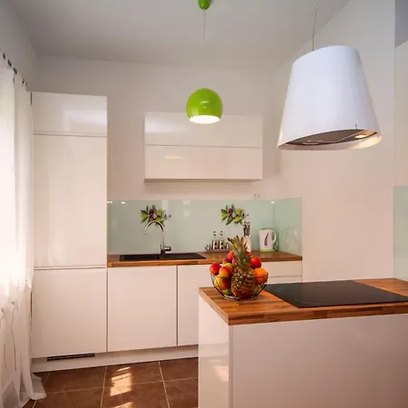 Jasmina Villa Stanici